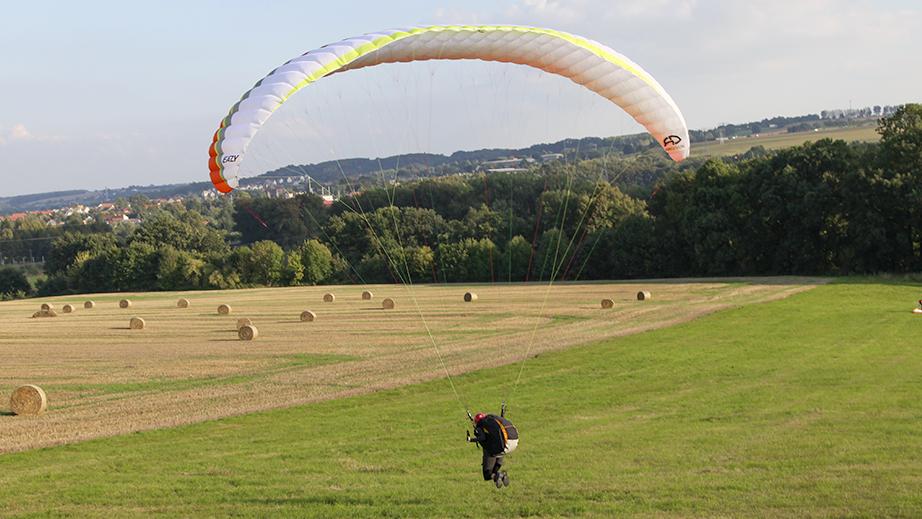 gleitschirmfliegen dtele paradopia Dresden